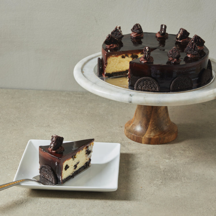 Chocolate Covered Oreo Cheesecake